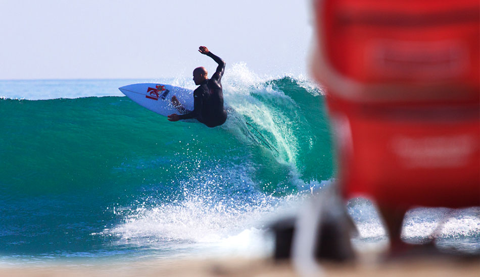Kelly Slater teeing it up at Lowers. Photo: <a href=\"https://www.nickliotta.com\">Nick Liotta</a>