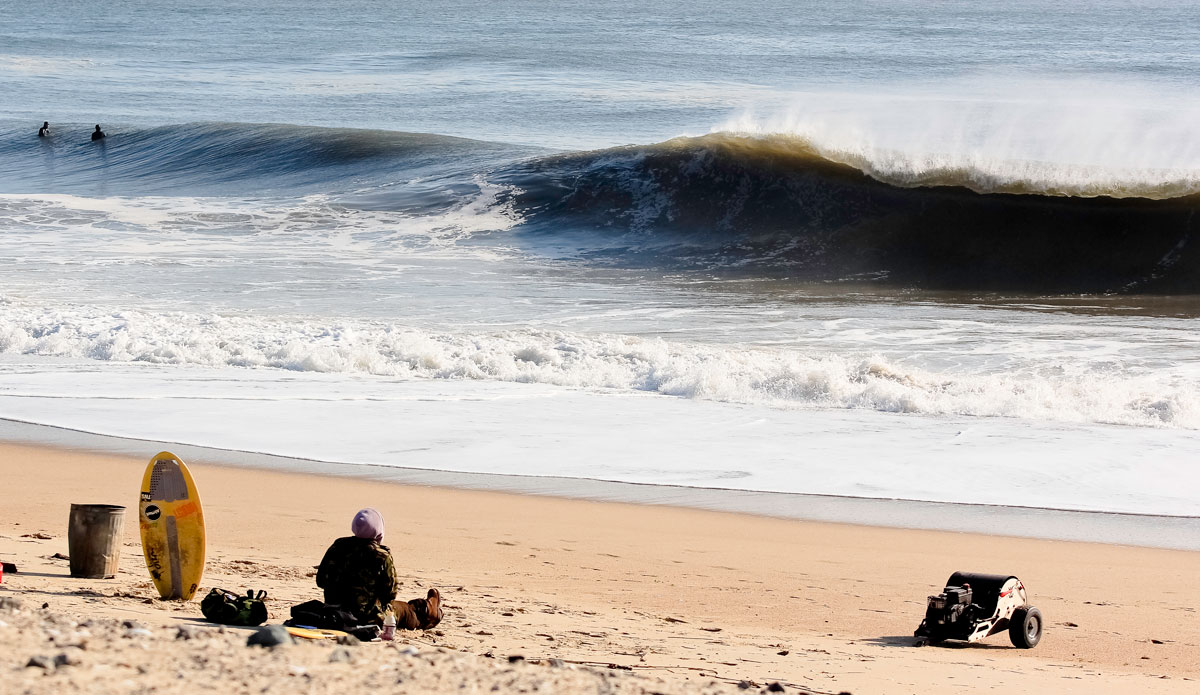 Bill Baxter watching from the sidelines as he enjoys his early lunch before his second session. Photo: <a href=\"https://instagram.com/nicktribuno\">Nick Tribuno</a>