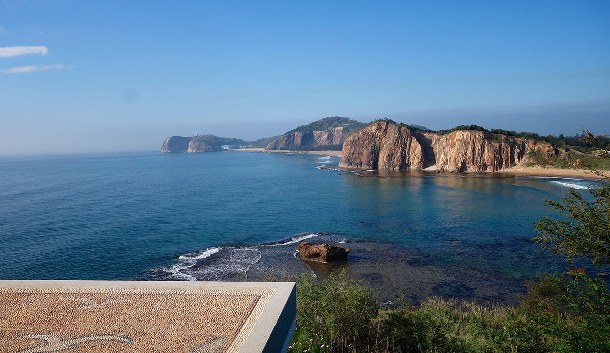 Photo: <a href=\"https://surfnorthkorea.com/\">SurfNorthKorea.com</a>