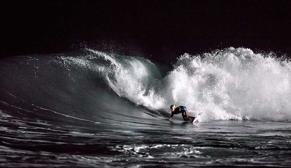 Young Jack Robinson feeling his way through the night on a peeler. Photo: <a href= \"https://oakleyprobali.com/photos/\" target=_blank>Hennings</a>