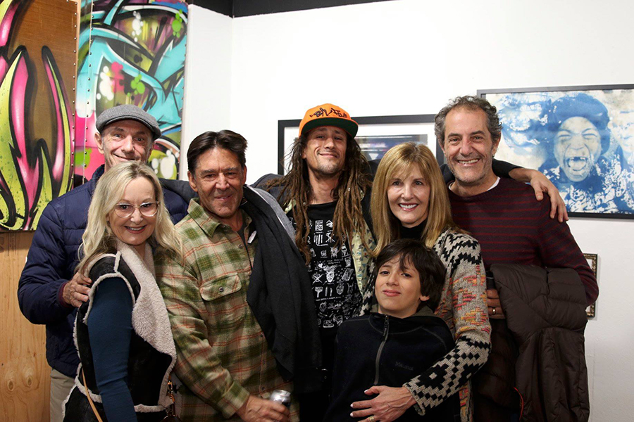 Left to right: Paul Tomson, Tracy Tomson, David Aufrichtig, Jared Aufrichtig, Carla Tomson, Luke Tomson, Shaun Tomson Photo: Jerry Jaramillo