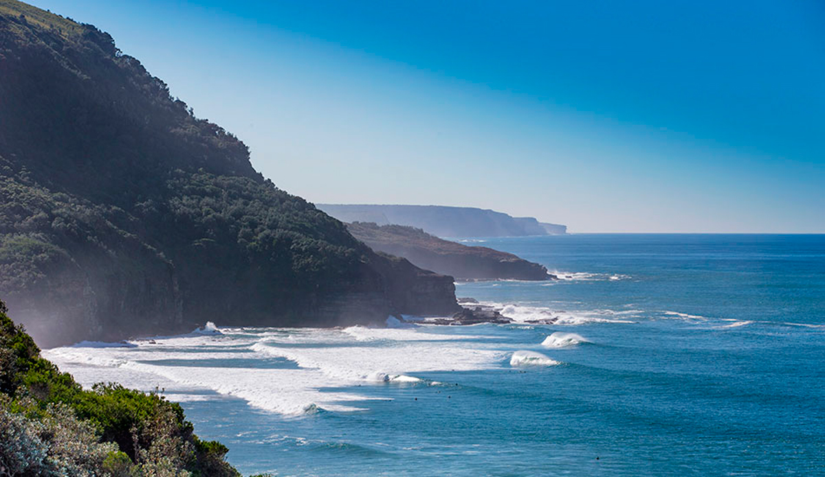 National parks bordering Australia’s largest city, and a nice NE swell. Photo: <a href=\"https://www.16images.com.au\">Steen Barnes</a>