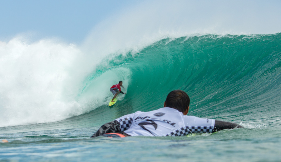 Agus Setiawan slips into one. Photo: Ridenour