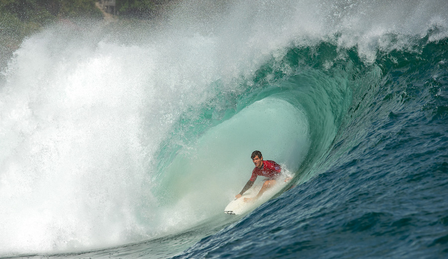 Jack Robinson putting on a tube riding clinic. Photo: Lawrence