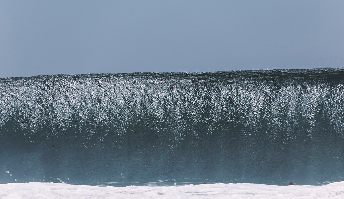 One of the biggest swells of 2014, it looked great from a distance, but the surfers on the bottom right corner might have a different opinion. Photo: <a href=\"https://www.kheperphoto.com/\">Paola Núñez Linares</a>