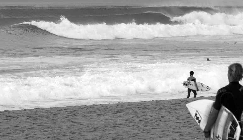 Lineup in Grey. Photo: <a href=\"https://www.paulcretinonphotography.com/\">Paul Crétinon</a>