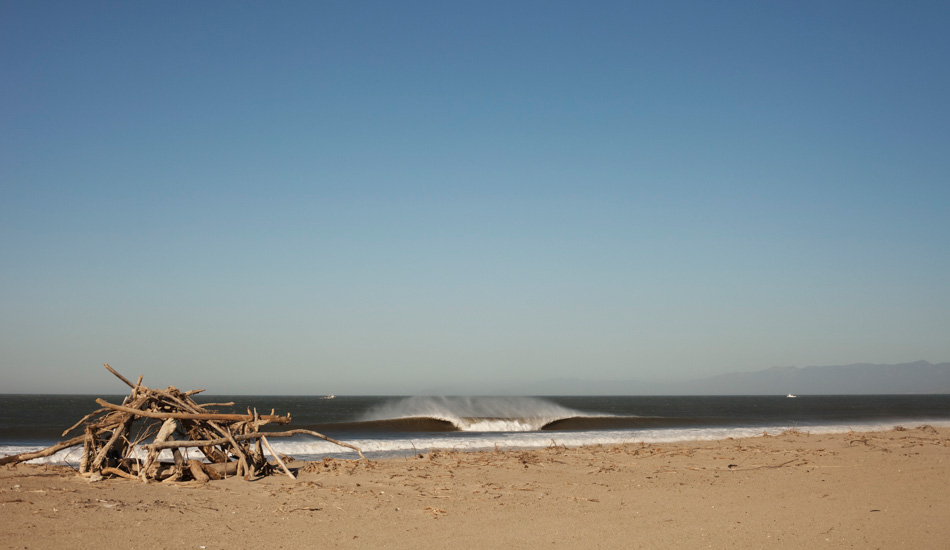 Perfect, empty waves may be closer than you think. Photo: <a href=\"https://paulgreenephoto.com/\" target=_blank>Paul Greene</a> 