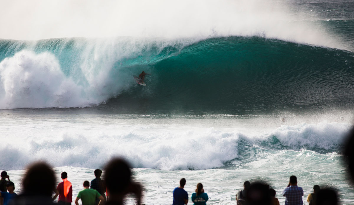 When the jerseys came off, the gloves went on. Photo: <a href=\"https://mattdunbar.com.au/\"> Matt Dunbar</a>