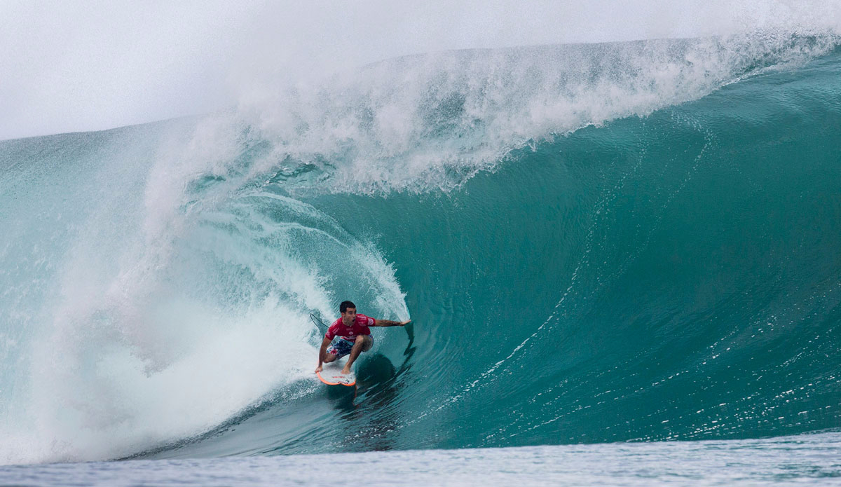 Mason Ho of Hawaii (pictured) winning his Round 1 heat at the Billabong Pipe Masters at Pipeline, Oahu, Hawaii on Thursday December 10, 2015. Photo: <a href=\"https://www.worldsurfleague.com/\">WSL</a>/<a href=\"https://www.instagram.com/kc80/\">Cestari</a>