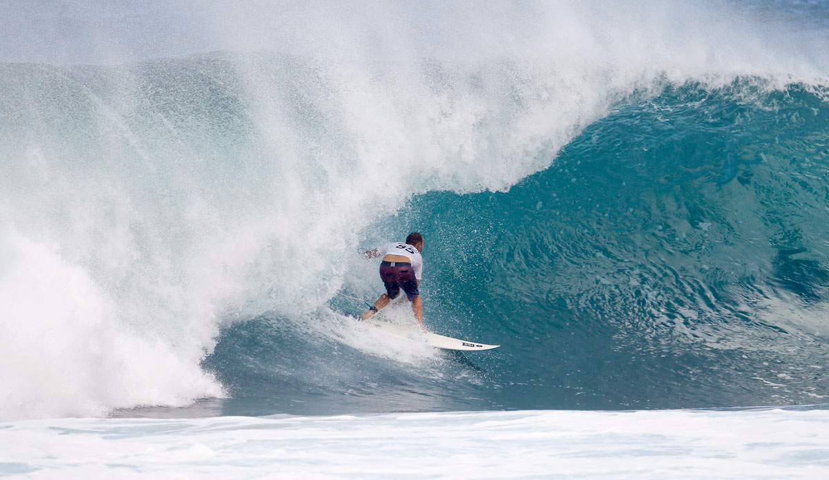 CJ Hobgood of the USA (pictured) winning his Round 1 heat at the Billabong Pipe Masters at Pipeline, Oahu, Hawaii on Thursday December 10, 2015. Photo: <a href=\"https://www.worldsurfleague.com/\">WSL</a>/<a href=\"https://www.instagram.com/kirstinscholtz/\">Scholtz</a>