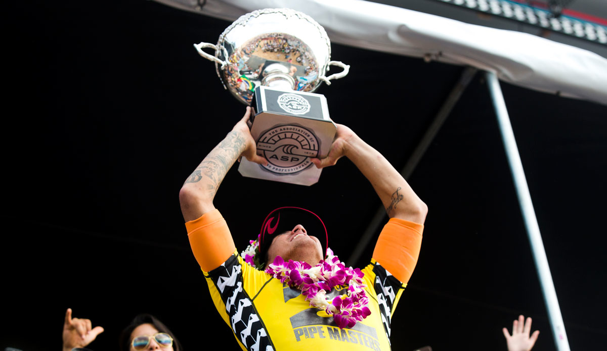 Waited all year to hoist this trophy. It was worth it.  Photo: <a href=\"https://mattdunbar.com.au\" target=\"_blank\">Matt Dunbar</a>