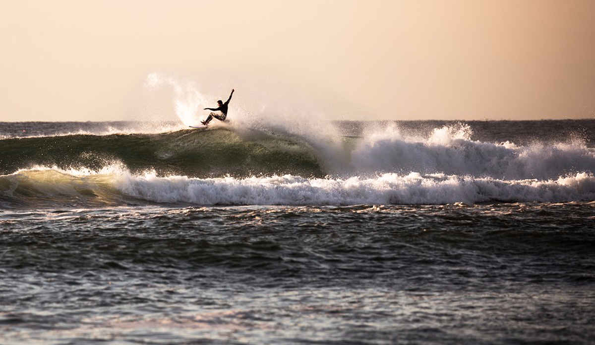 Unknown surfer on the lip In Malibu, California - Photo @chrispizzitola