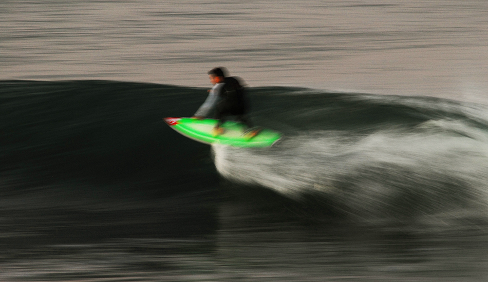 Danny Wills. The best light in the world. J-Bay. South Africa. Photo: <a href=\"https://www.josevglezvisions.com\" target=_blank>Jose V. Glez.</a>