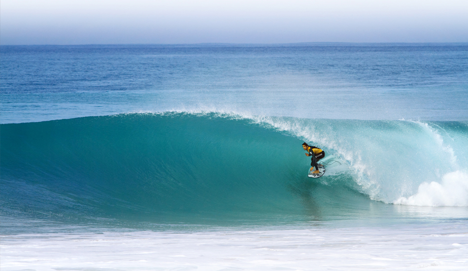 Indonesia, Australia, California, Hawaii? No, en algún rincón de Andalucia ( Gony Zubizarreta ).
Indonesia, Australia, California, Hawaii? No, somewhere in Andalucia (Gony Zubizarreta). Image: <a href=\"https://lucashoot.blogspot.com\">Tozzi</a></em></strong>