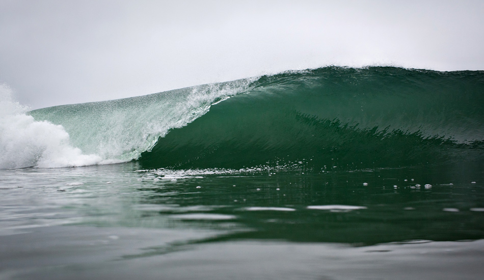 \"Smitten.\"  Summer south swell goodness.  Image: <a href=\"https://www.withinwaves.com/\" target=\"_blank\">Allen</a>