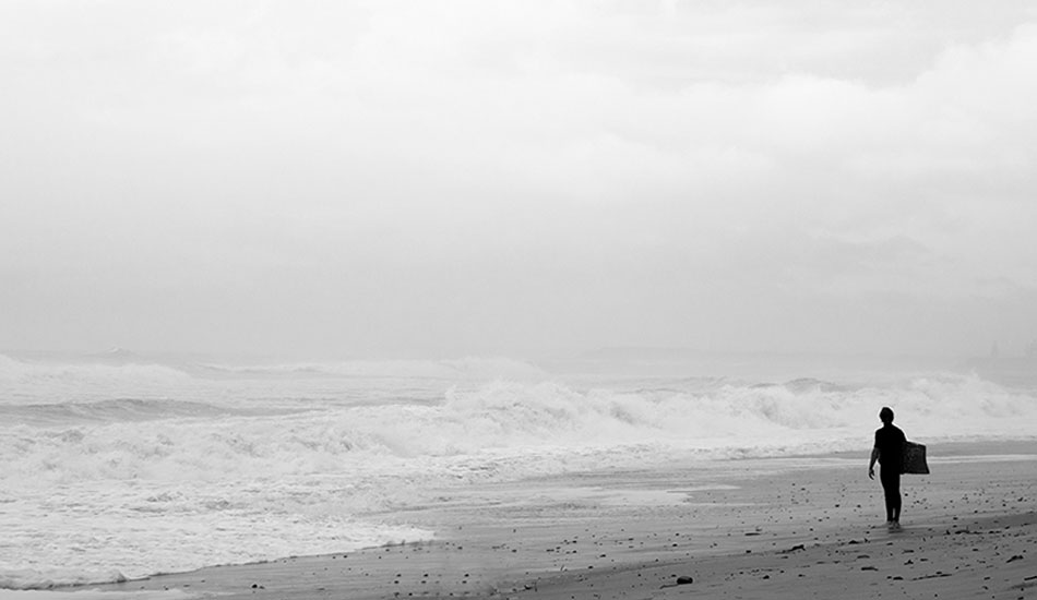 Unknown bodyboarder waiting for his mates and finding the perfect rideout. Photo: <a href=\"https://www.twhyphotography.com\">Tyhe Reading</a>