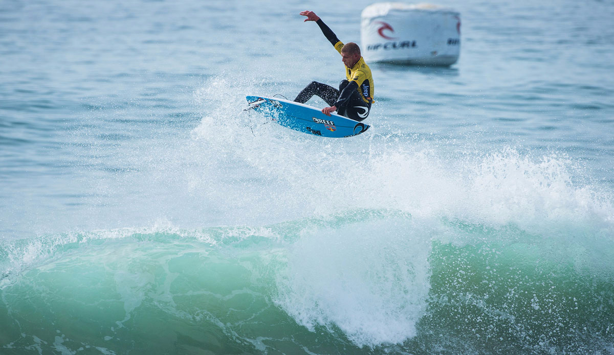 Mick Fanning of Australia (pictured) winning his Round 1 heat to advance into Round 3 of the Moche Ripcurl Pro Portugal. Photo: <a href=\"https://www.worldsurfleague.com/\">WSL</a>/<a href=\"https://instagram.com/damien_poullenot/\">Damien Poullenot</a>
