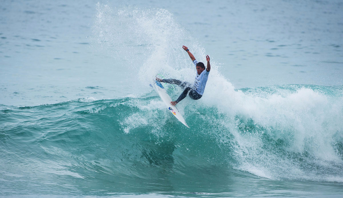 Morais of Portugal (pictured) winning his Round 1 heat to advance into Round 3 of the Moche Ripcurl Pro Portugal. Photo: <a href=\"https://www.worldsurfleague.com/\">WSL</a>/<a href=\"https://instagram.com/damien_poullenot/\">Damien Poullenot</a>