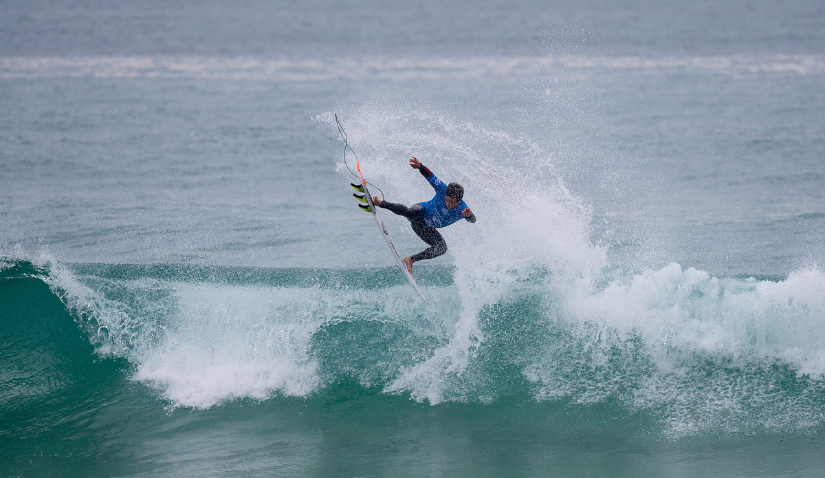 Keanu Asing of Hawaii (pictured) winning his Round 3 at the Moche Ripcurl Pro Portugal. Photo: <a href=\"https://www.worldsurfleague.com/\">WSL</a>/<a href=\"https://instagram.com/kirstinscholtz/\">Kirstin Scholtz</a>