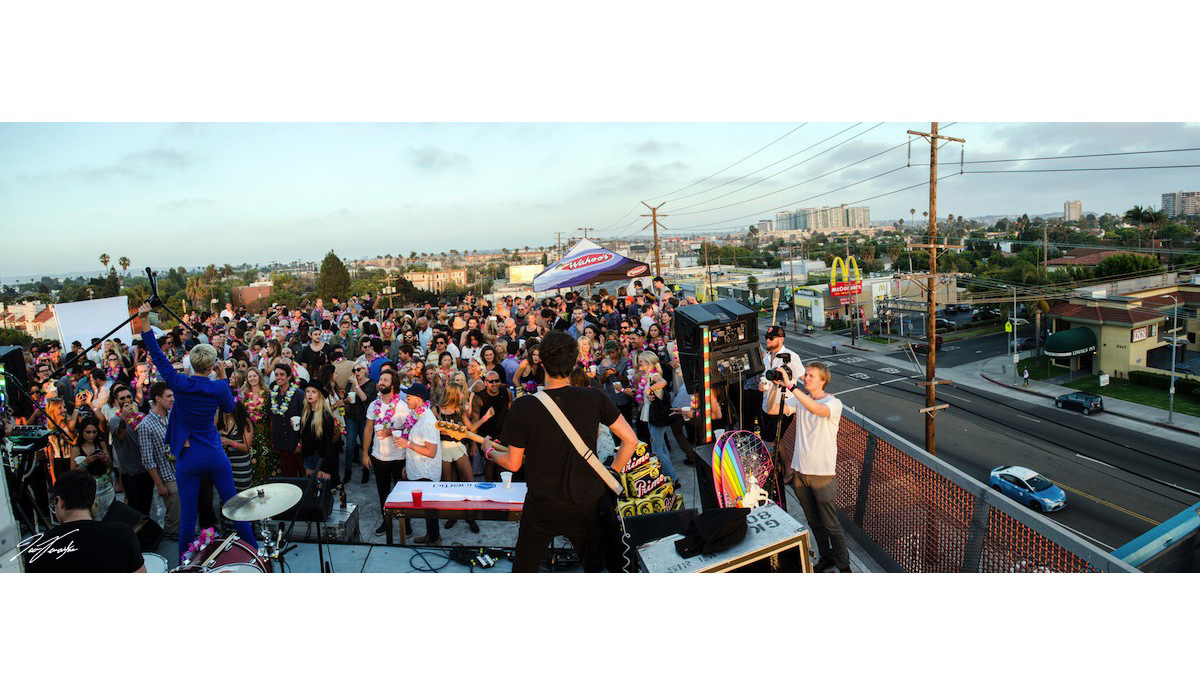 A two-piece panoramic of the rooftop carnage.
Photo: <a href=\"https://www.danlemaitrephoto.com\"_blank\">Dan LeMaitre</a>