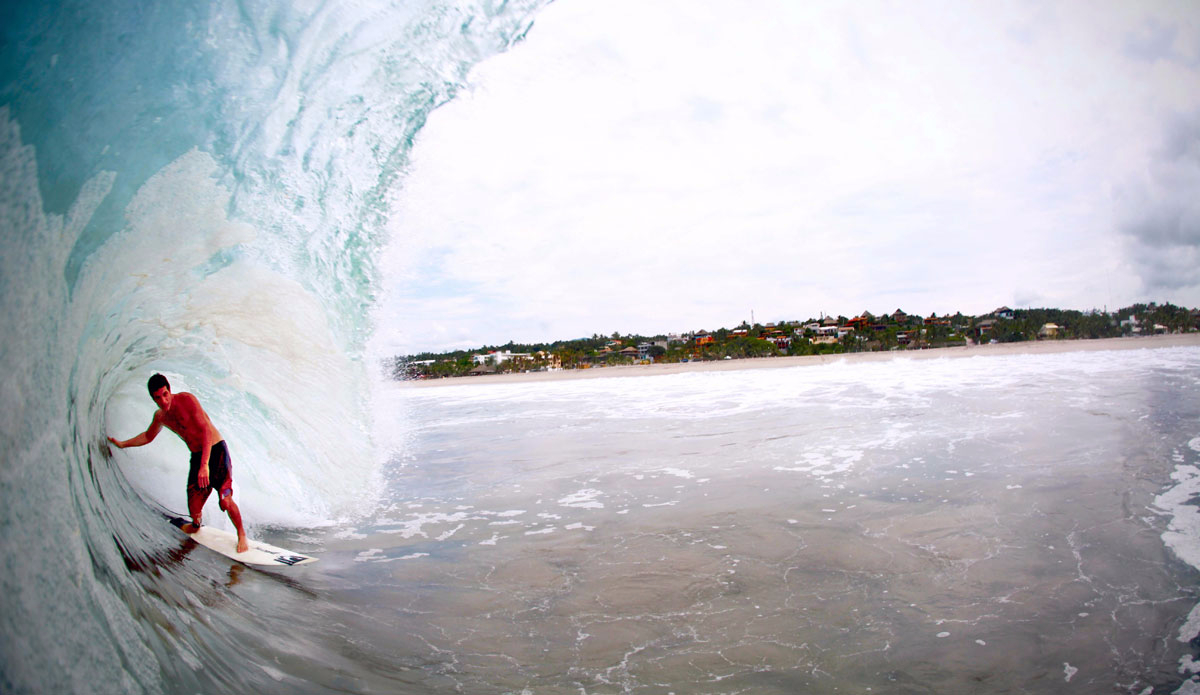 Taking some much needed respite from the sun. Photo: <a href=\"https://www.facebook.com/nosponsor\" target=\"_blank\">No Sponsor</a>