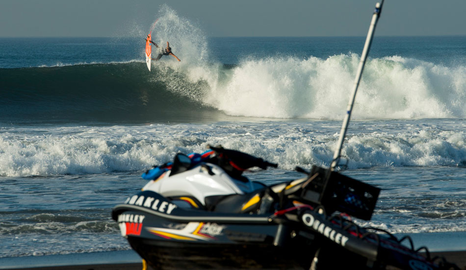 “We had a really slow heat and I figured it’d be slow after the last heat,” Wilson said. “I thought we’d get plenty of sets with the incoming tide, but it was still slow.\" Photo: Kolesky/Nikon/Lexar