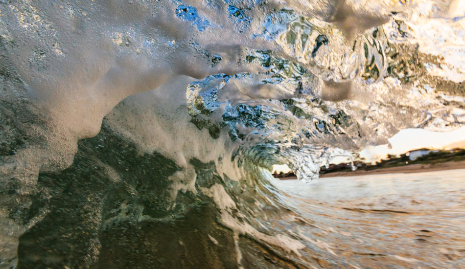 Another little shorebreak at sunset, Cremorne, Tasmania. Photo:<a href=\"https://www.rickileigheaves.com.au\"> Ricki Eaves<a/>