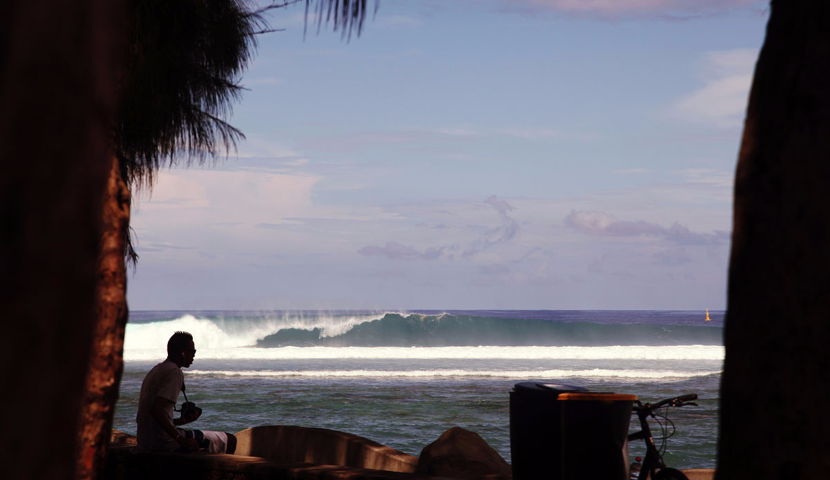 A great day for shooting St Leu. Photo: <a href=\"https://Instagram.com/simonjayphotos\" target=\"_blank\"> Simon Rickwood</a>