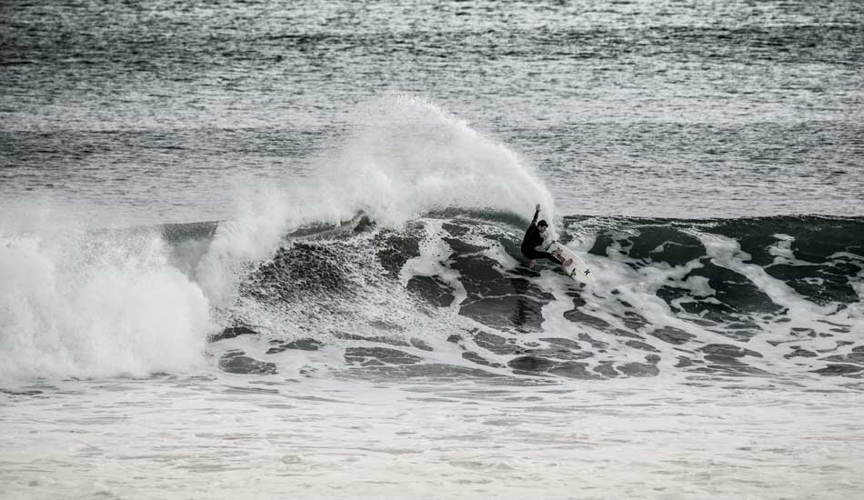 It wasn\'t all barrels. Dane Zaun drawing fast ones. Photo: <a href=\"https://www.rickyjlesser.com/\" target=_blank>Ricky Lesser.</a>