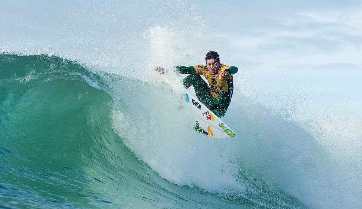 Adriano de Souza of Brazil winning his Round 3 heat. Photo: WSL / Kelly Cestari