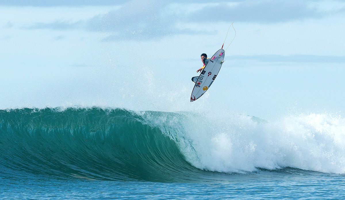 Current WSL World Champion, Gabriel Medina, took to the air in the all goofyfooter matchup against Matt Wilkinson. Photo: WSL / Kelly Cestari