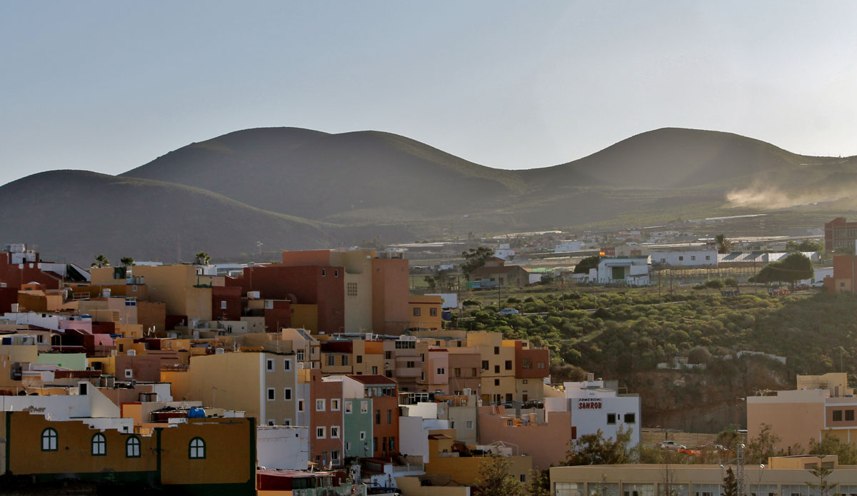 Most of the towns on the island were filled with colorful buildings and off panoramic mountain views.  Photo: <a href=\"https://www.ryanwattersphoto.com/\">Ryan Watters</a>