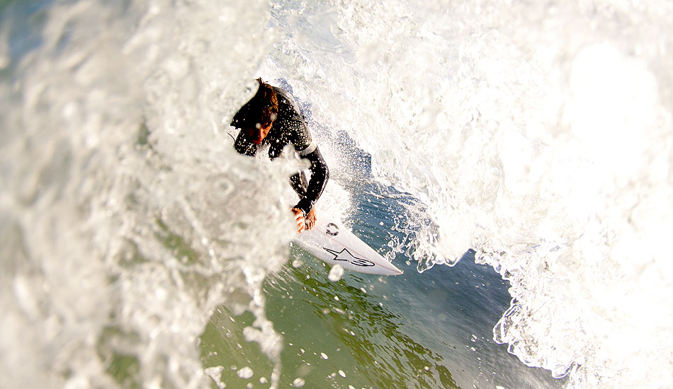 Teddy Navarro enjoying the fall line. Photo: <a href=\"https://www.https://sardelis.com/\" target=\"_blank\">Chris Sardelis</a>