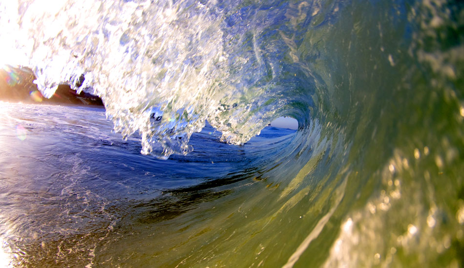 A surf spot’s angle to the sun can significantly enhance the colors. Photo: <a href=\"https://www.https://sardelis.com/\" target=\"_blank\">Chris Sardelis</a>