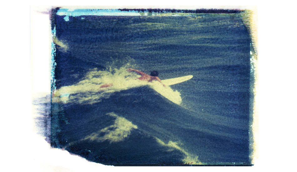 Blue + White. Florida. Inside the motion with perfect colors.  Image: <a href=\"https://shehitpausestudios.com/\" target=\"_blank\">Schwartz</a>