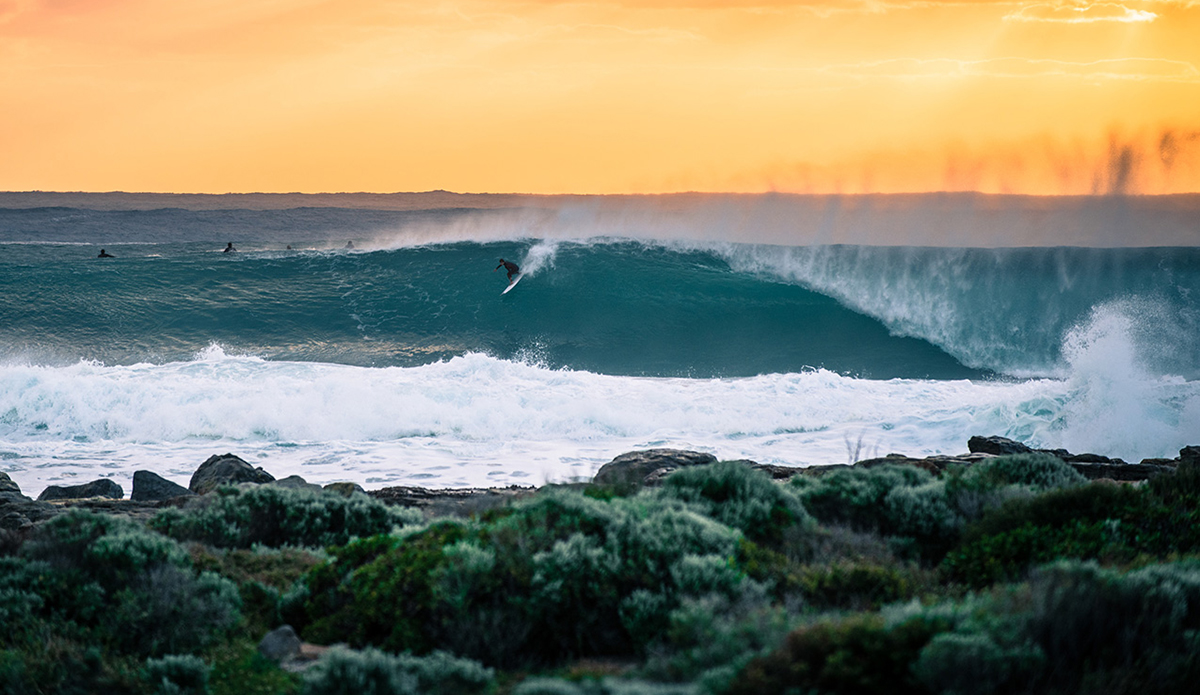 @jackrobinson_official taking on one of the heavier waves of the day at home. He pulled into a huge barrel on this one and snapped his board. I was so excited getting the opportunity to shoot such pretty sunset light this afternoon. 


Photo: Scott Bauer // @scottbauerphoto