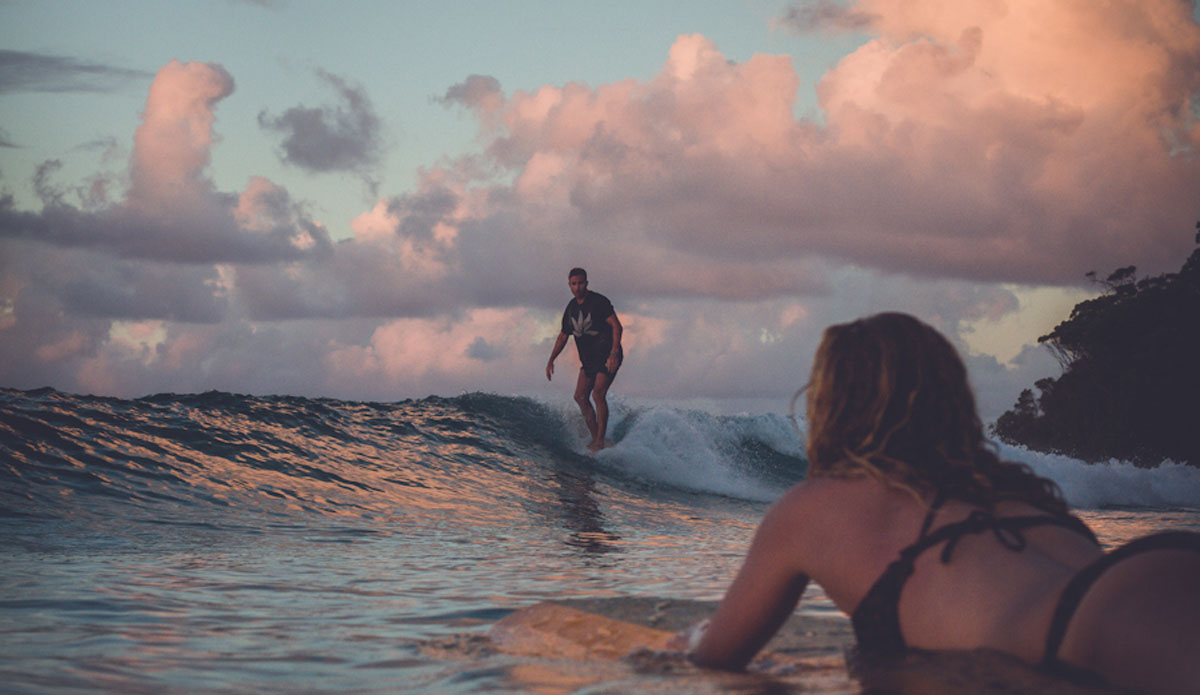 A sunset session with the Frenchies. Photo: <a href=\"https://thomaslodin.tumblr.com/\">Thomas Lodin</a>