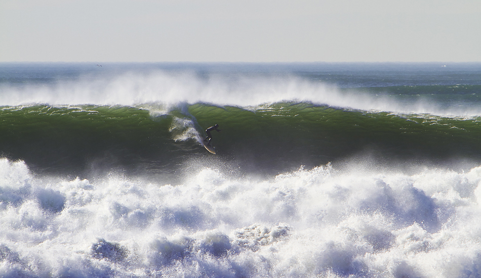 The off-shore winds in the morning made it hard to get into some of the waves. For those who were able to drop in, the chop was the next obsticle getting to the bottom turn. Photo: <a href=\"http://instagram.com/migdailphoto\">Seth Migdail</a>.
