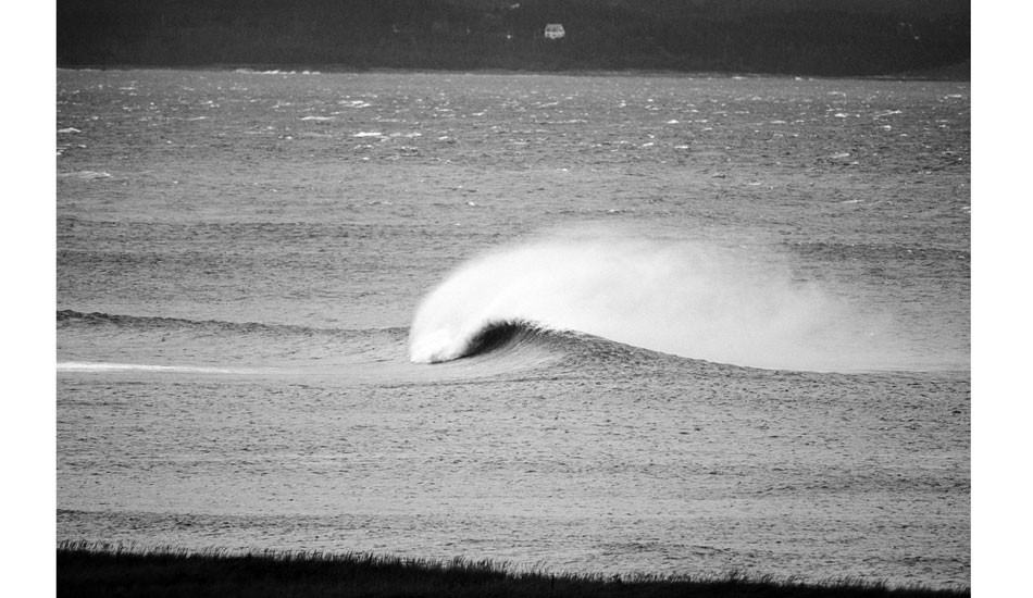 A large hurricane wave off the coast of Nova Scotia, Canada. Photo: <a href=\"https://seandavey.com//\" target=_blank>Sean Davey</a>