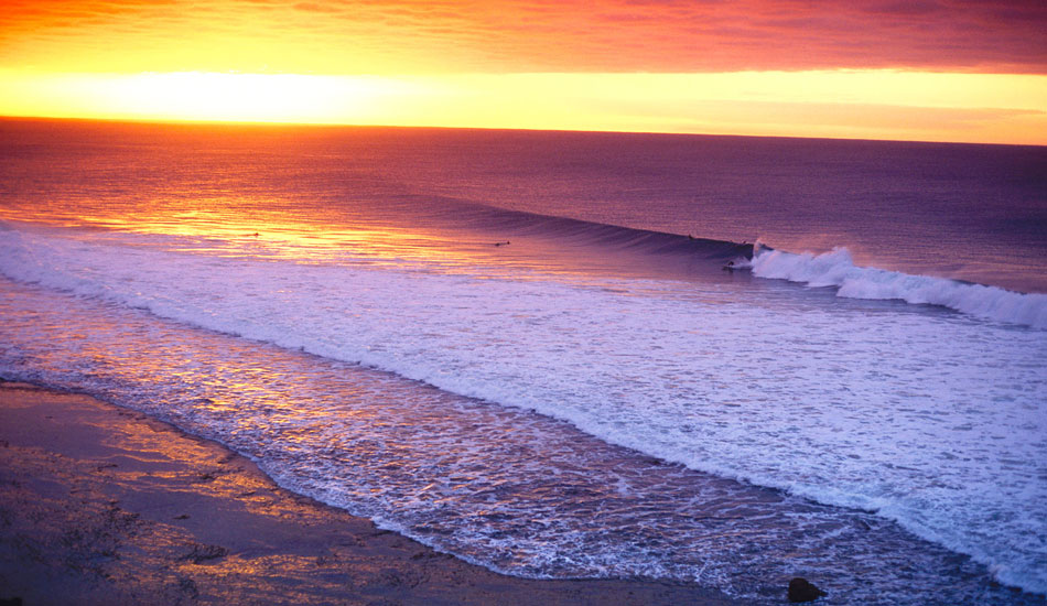 Winkipop lineup at sunrise. Victoria, Australia. Photo: <a href=\"https://seandavey.com//\" target=_blank>Sean Davey</a>