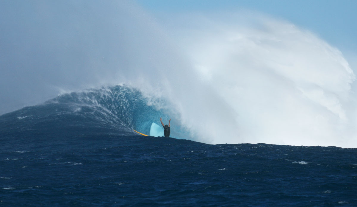 Empty wave celebration. Photo: <a href=\"https://instagram.com/shannonreporting/\">Shannon Marie</a>