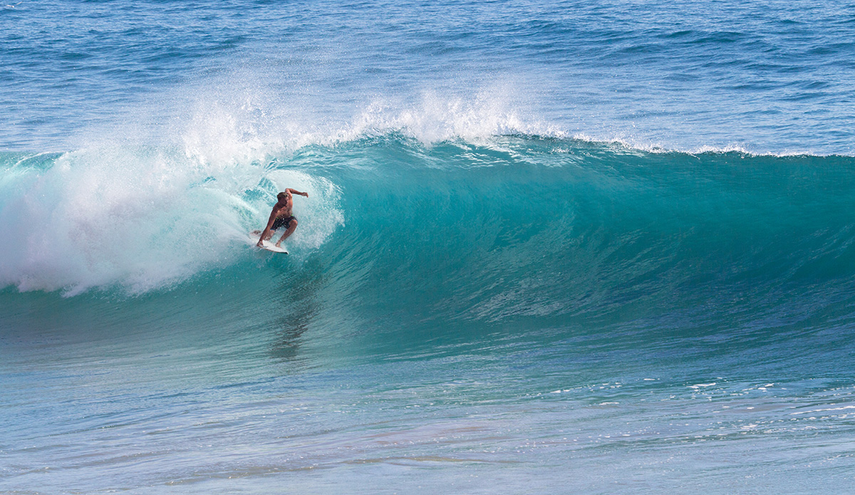 Noah Erickson at California\'s Pipeline.