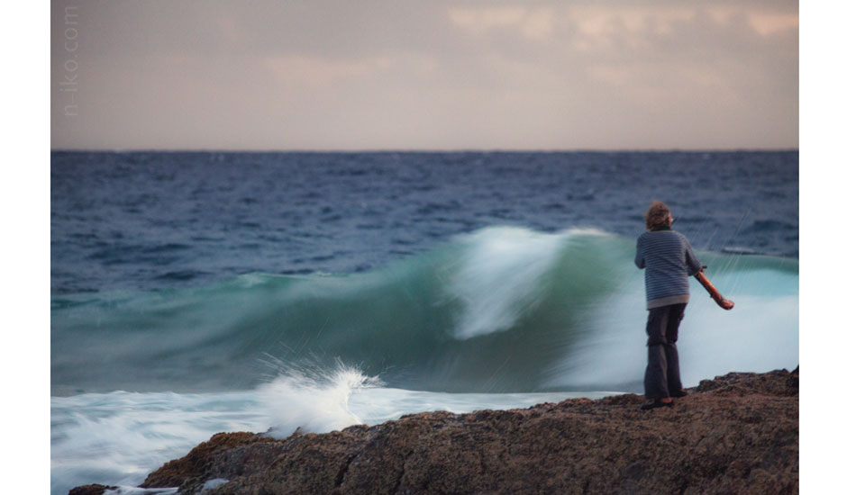 Speed blur didgeridoo. Photo: <a href=\"https://n-iko.com\">Niko Soikkeli</a>