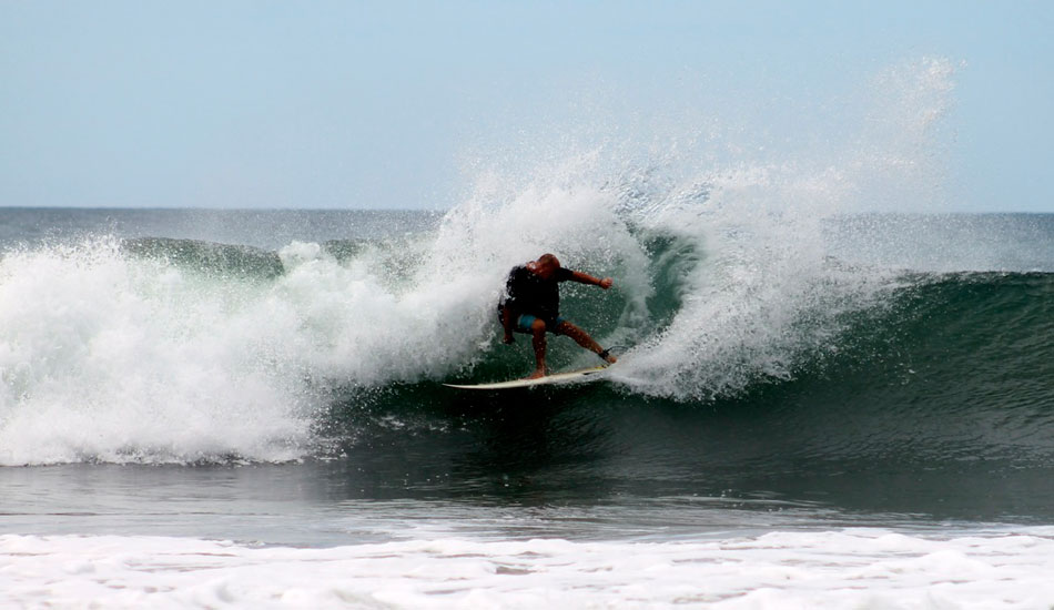 Surfer: Damian Bristow. Photo: Jose Fuentes/<a href=\"https://www.solidsurfadventure.com\">Solid Surf & Adventure</a>