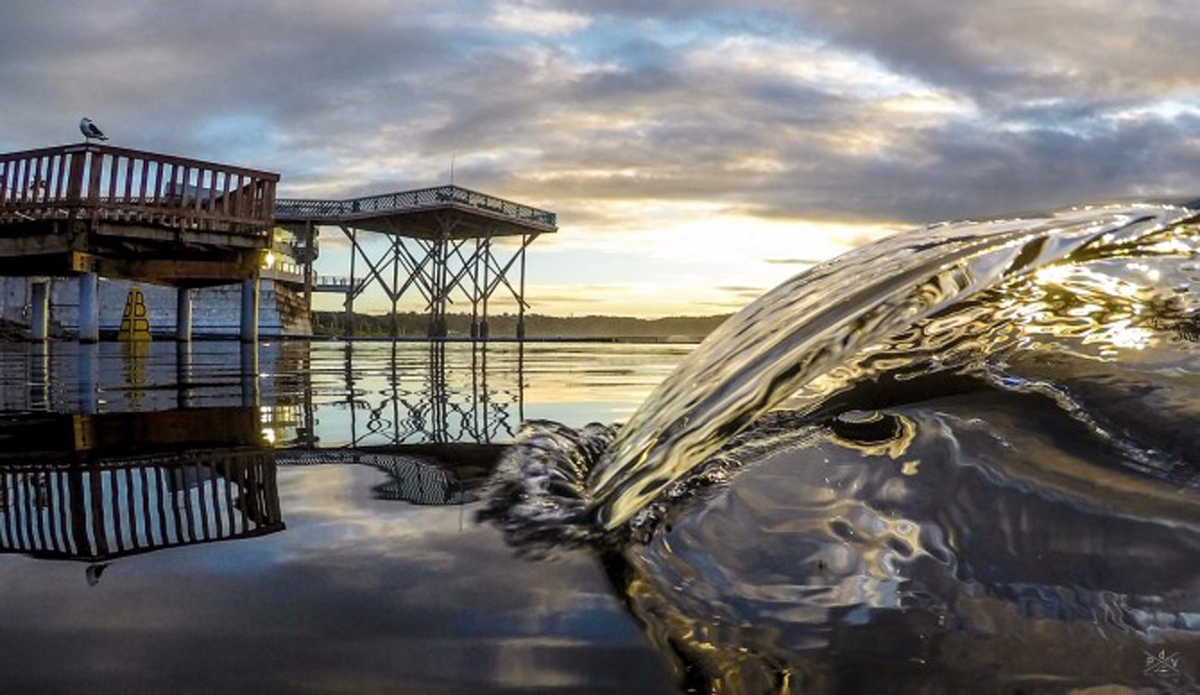 Morning glass. Photo: <a href=\"https://www.facebook.com/pages/Pierre-de-Villiers-Water-Photography/810937898938872\">Pierre de Villers</a>