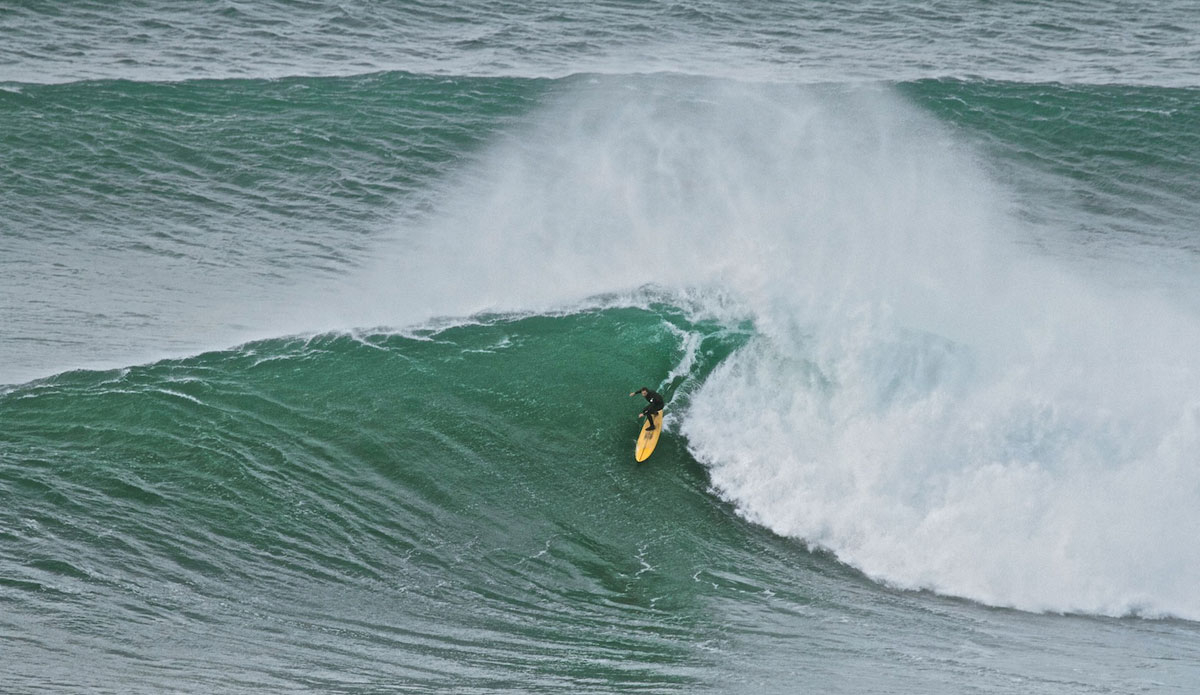 Skeet Derham finds his feet. Photo:<a href=\"https://instagram.com/cacaneves\">Camila Neves</a>