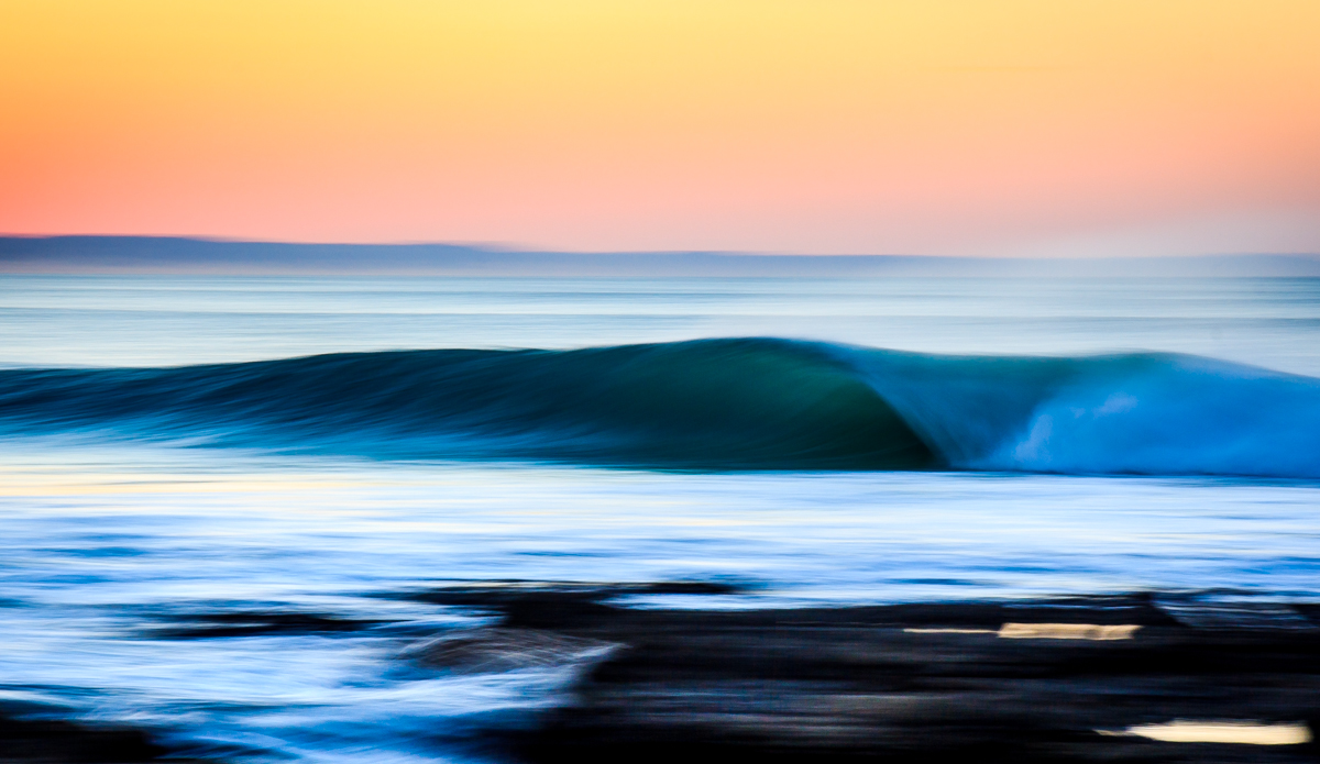 3/10 second: A typical \"baseball bat\" wave at Supertubes that has gotten bigger as it has gone down the line. See the kink in the white water? They\'re the best. Photo: <a href=\"https://www.flickr.com/photos/7139710@N04/\">DeonLategan</a>