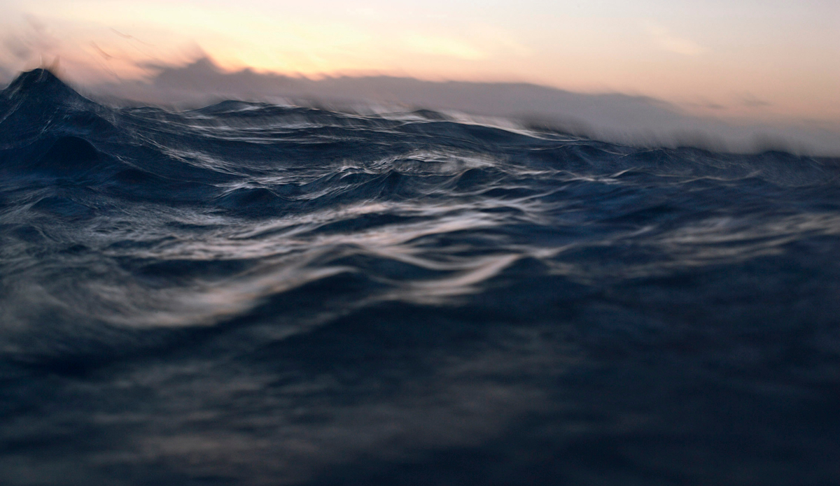 Moody waters in Hawaii. Photo: <a href=\"https://www.spencehornbyimages.com\">spencehornbyimages.com</a>