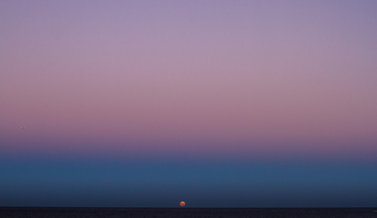Rise of the night. Cronulla. Photo: Spencer Barnes