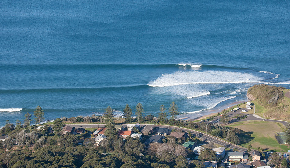 Surfing and suburbia… nice. Photo: <a href=\"https://www.16images.com.au\">Steen Barnes</a>